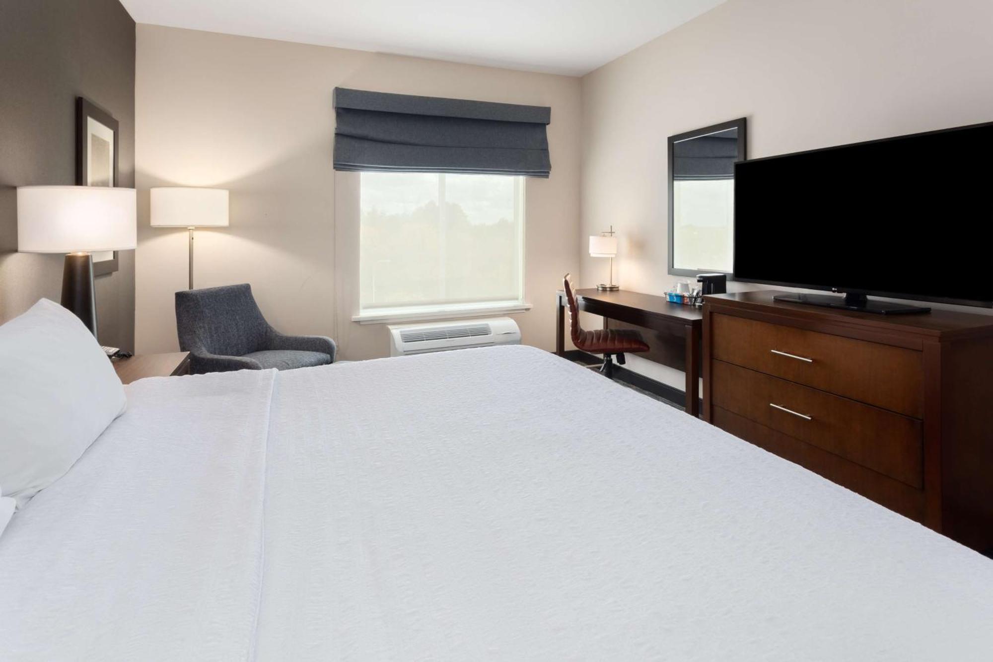 Hampton Inn By Hilton Nashville Airport Century Place Esterno foto