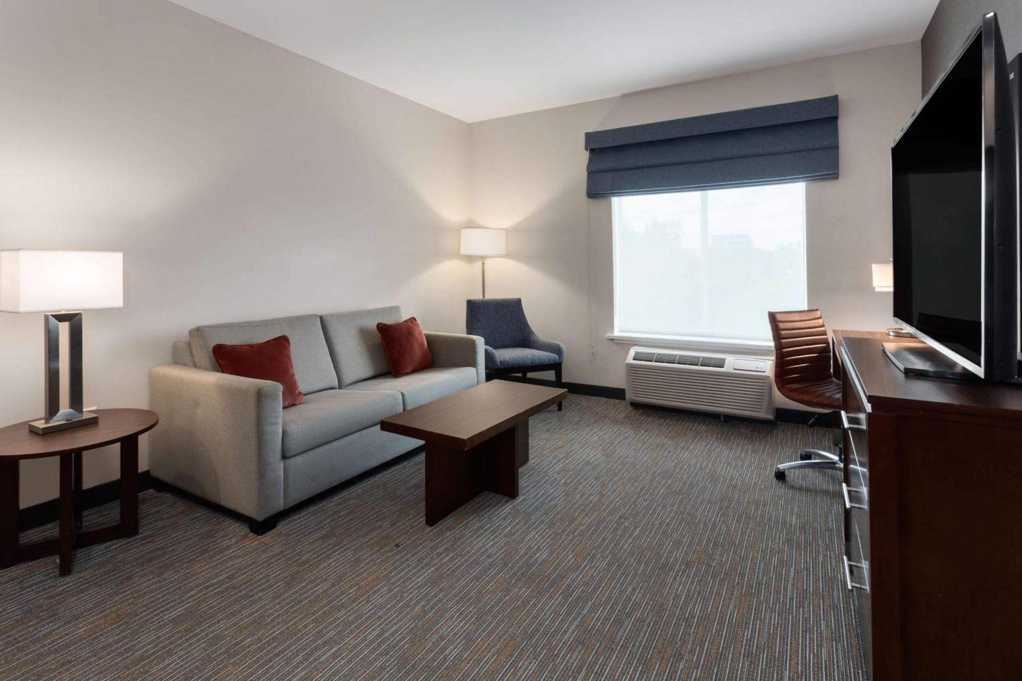 Hampton Inn By Hilton Nashville Airport Century Place Esterno foto