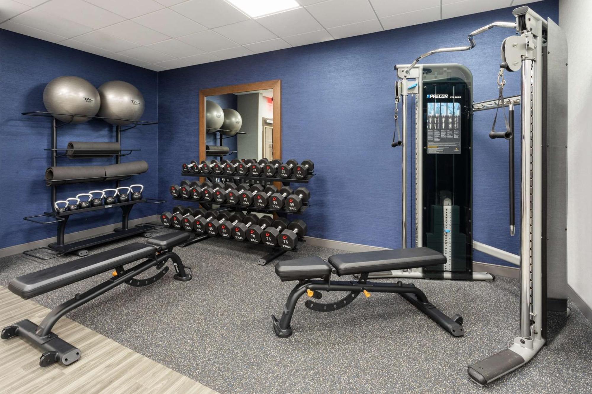 Hampton Inn By Hilton Nashville Airport Century Place Esterno foto