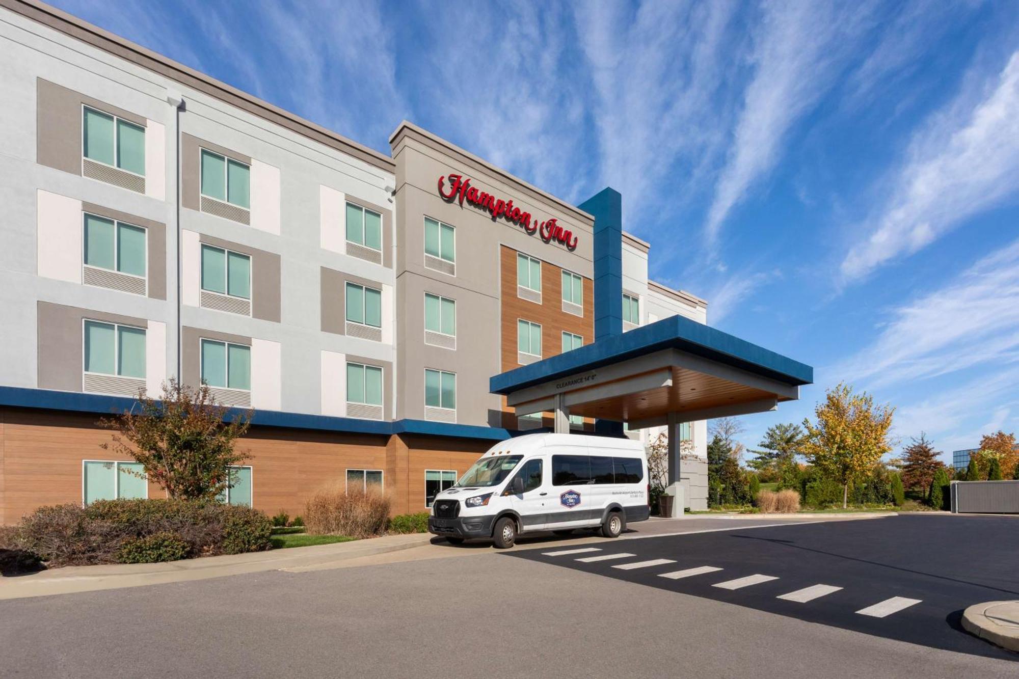 Hampton Inn By Hilton Nashville Airport Century Place Esterno foto